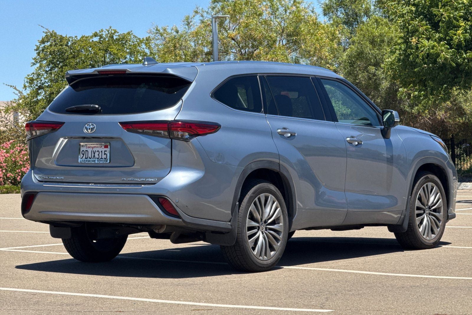 2022 Toyota Highlander — interior view
